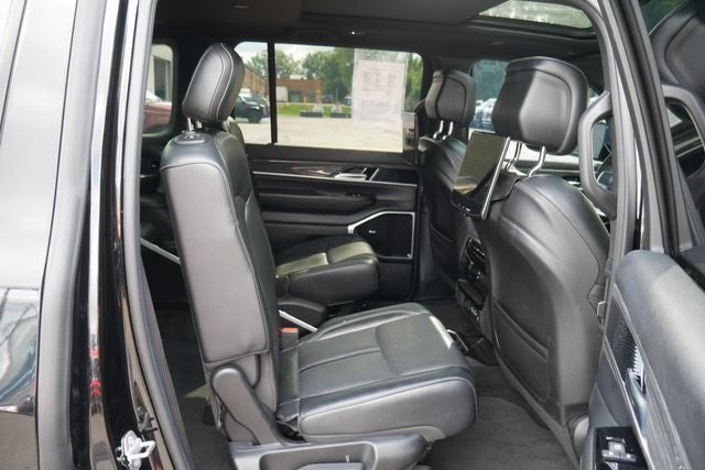 2022 Jeep Wagoneer Series III
