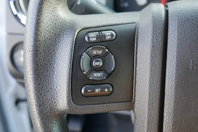 2013 Ford F-550SD XLT DRW w/Flatbed Body