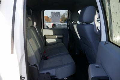 2013 Ford F-550SD XLT DRW w/Flatbed Body