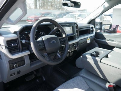 2025 Ford F-550SD XLT DRW