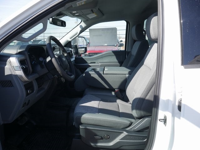 2025 Ford F-550SD XLT DRW