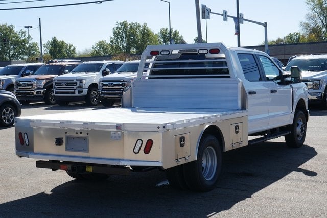 2025 Ford F-350SD XL DRW w/Hauler Body