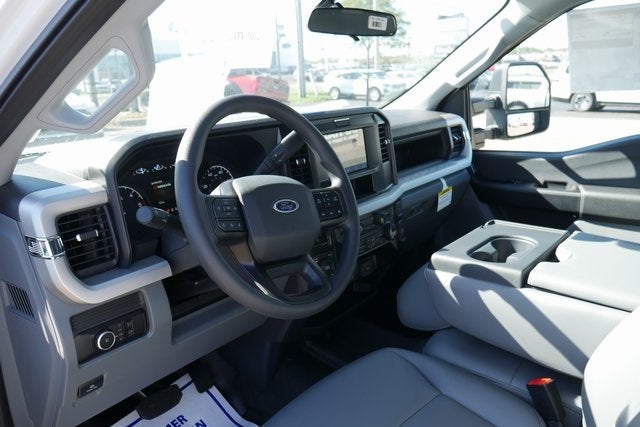 2025 Ford F-350SD XL DRW w/Hauler Body