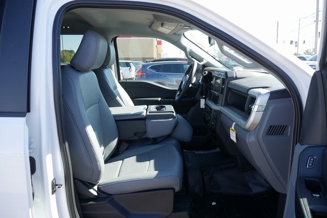 2025 Ford F-350SD XL DRW w/Hauler Body