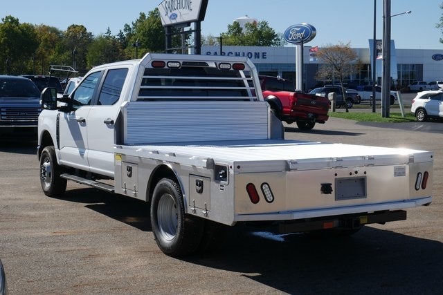 2025 Ford F-350SD XL DRW w/Hauler Body