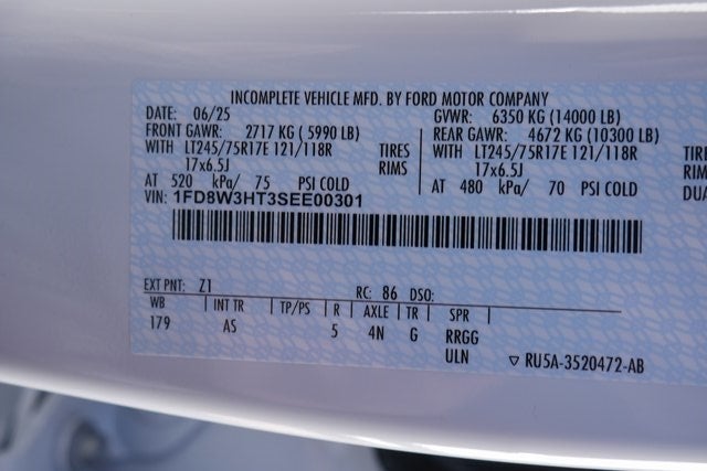 2025 Ford F-350SD XL DRW w/Service Body