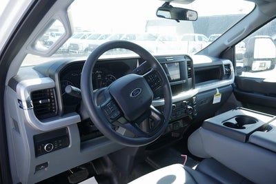 2025 Ford F-350SD XL DRW w/Service Body