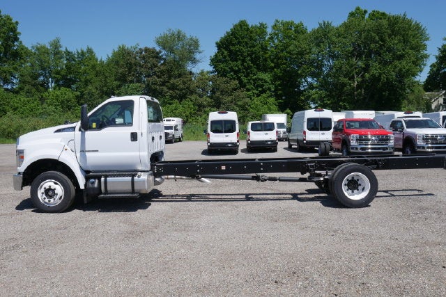 2026 Ford F-650SD Base