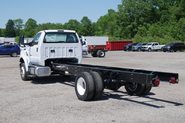 2026 Ford F-650SD Base