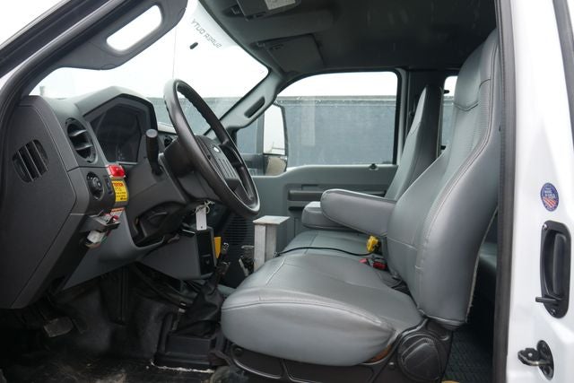 2018 Ford F-750SD Base w/Dump Body