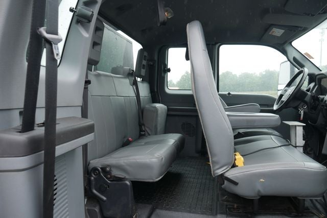 2018 Ford F-750SD Base w/Dump Body