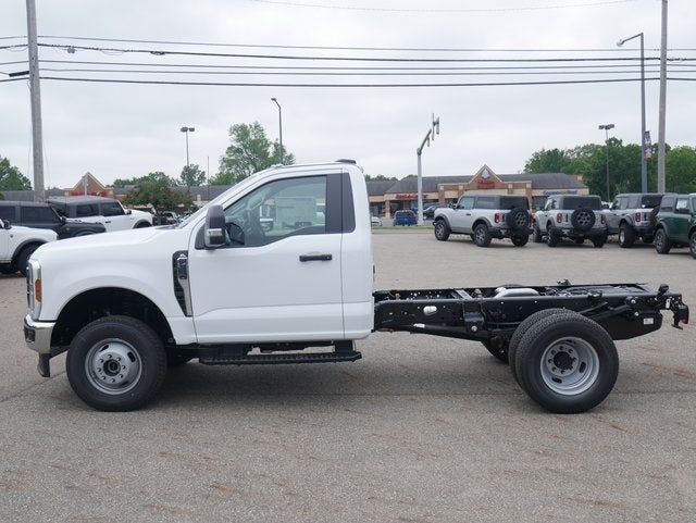 2025 Ford F-350SD XL DRW