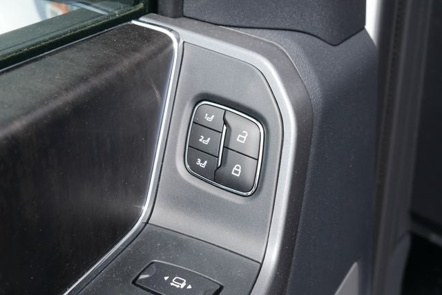 2026 Ford F-550SD Lariat DRW