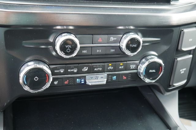 2026 Ford F-550SD Lariat DRW