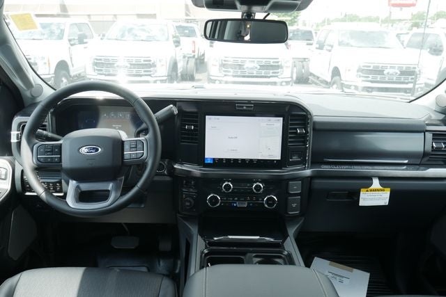 2026 Ford F-550SD Lariat DRW