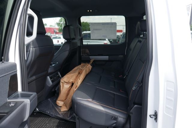 2026 Ford F-550SD Lariat DRW