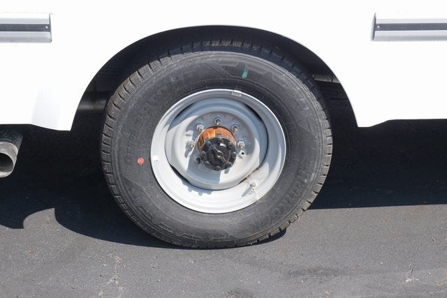 2026 Ford E-350SD Base SRW w/Aerocell CW Body