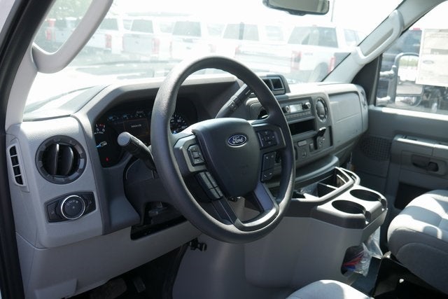 2026 Ford E-350SD Base SRW w/Aerocell CW Body