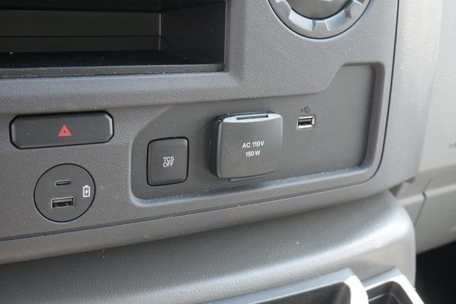 2026 Ford E-350SD Base SRW w/Aerocell CW Body