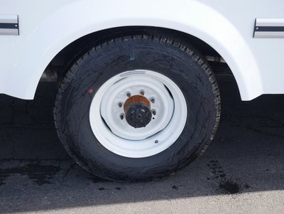 2025 Ford E-350SD Base w/Aerocell Body