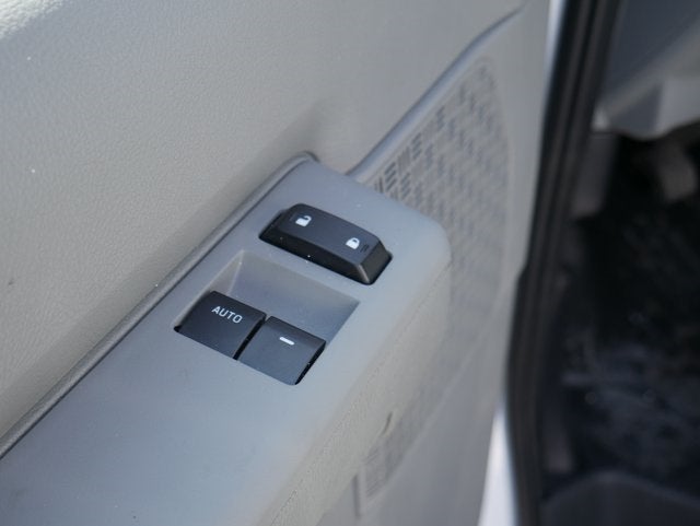 2025 Ford E-350SD Base w/Aerocell Body