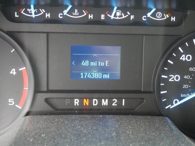 2022 Ford F-750SD Base DRW Dry Freight Body w/Sleeper