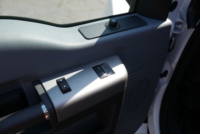 2027 Ford F-750SD Base DRW