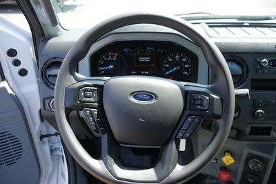 2027 Ford F-750SD Base DRW