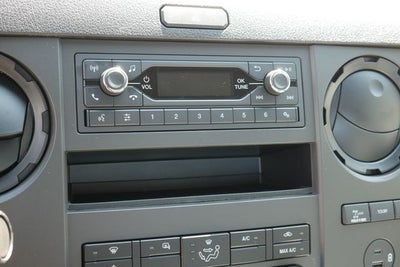 2027 Ford F-750SD Base DRW