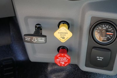 2027 Ford F-750SD Base DRW