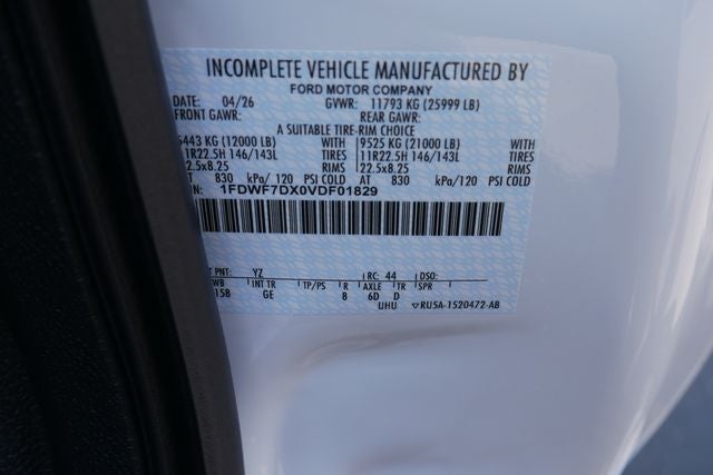 2027 Ford F-750SD Base DRW