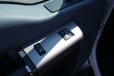 2027 Ford F-750SD Base DRW