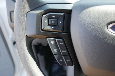 2027 Ford F-750SD Base DRW