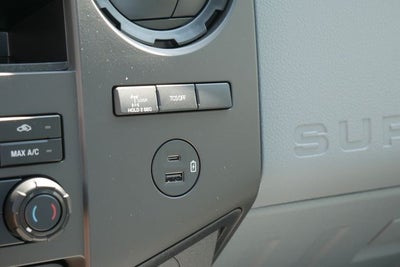 2027 Ford F-750SD Base DRW