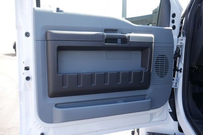 2027 Ford F-750SD Base DRW