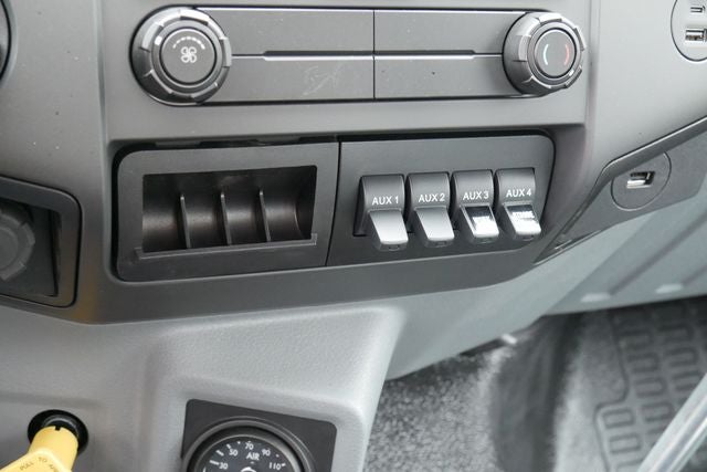 2026 Ford F-750SD Base DRW w/Swaploader