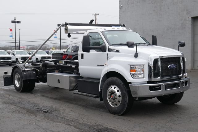 2026 Ford F-750SD Base DRW w/Swaploader