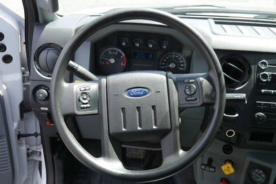 2019 Ford F-750SD Base w/Dump Bed