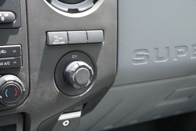 2019 Ford F-750SD Base w/Dump Bed