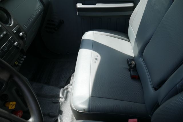 2019 Ford F-750SD Base w/Dump Bed