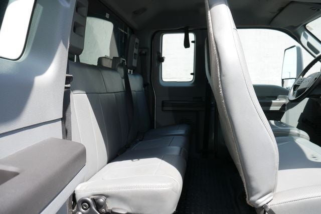 2019 Ford F-750SD Base w/Dump Bed