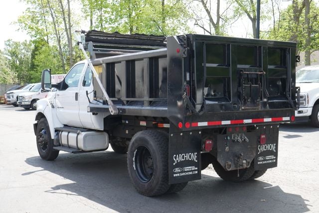 2019 Ford F-750SD Base w/Dump Bed