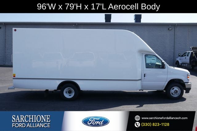2027 Ford E-450SD Base DRW w/Aerocell Body