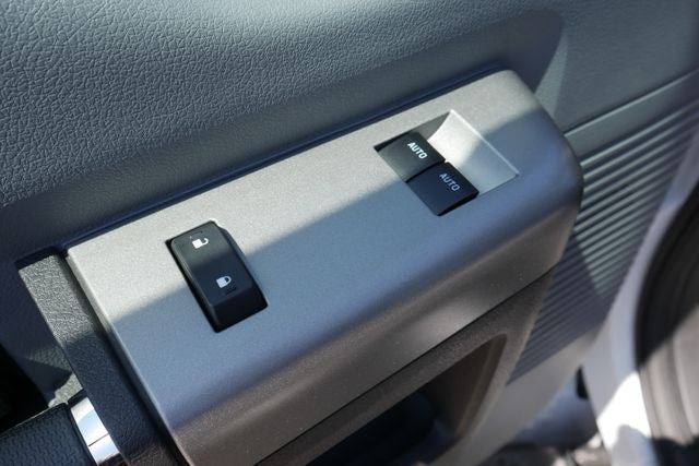 2025 Ford F-750SD Base