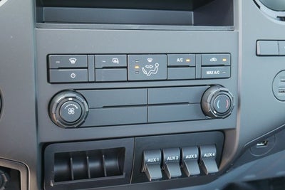 2025 Ford F-750SD Base