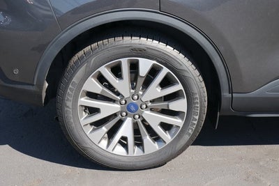 2020 Ford Escape Titanium Hybrid