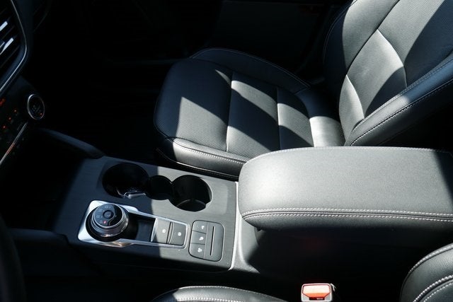 2020 Ford Escape Titanium Hybrid