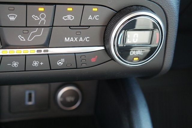 2020 Ford Escape Titanium Hybrid