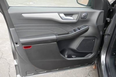 2026 Ford Escape Platinum