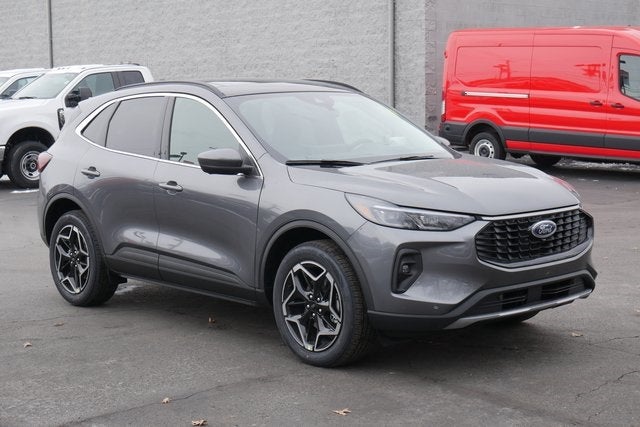 2026 Ford Escape Platinum